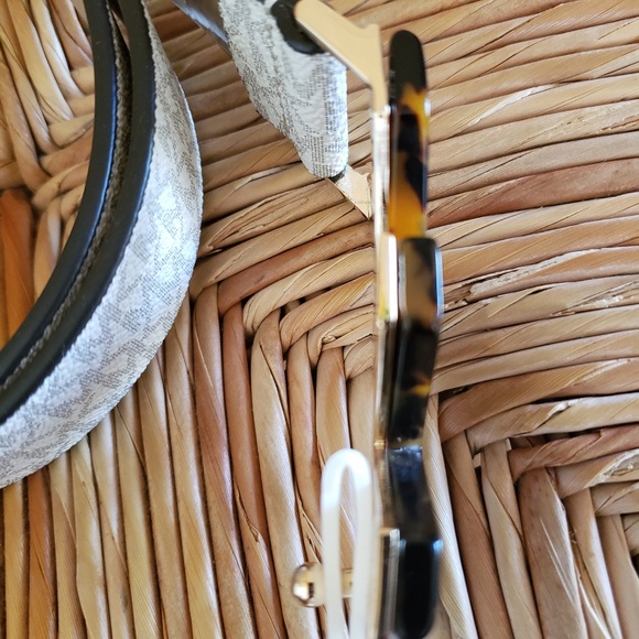 Michael Kors MK Signature Logo Belt NEW! - Picture 9 of 10